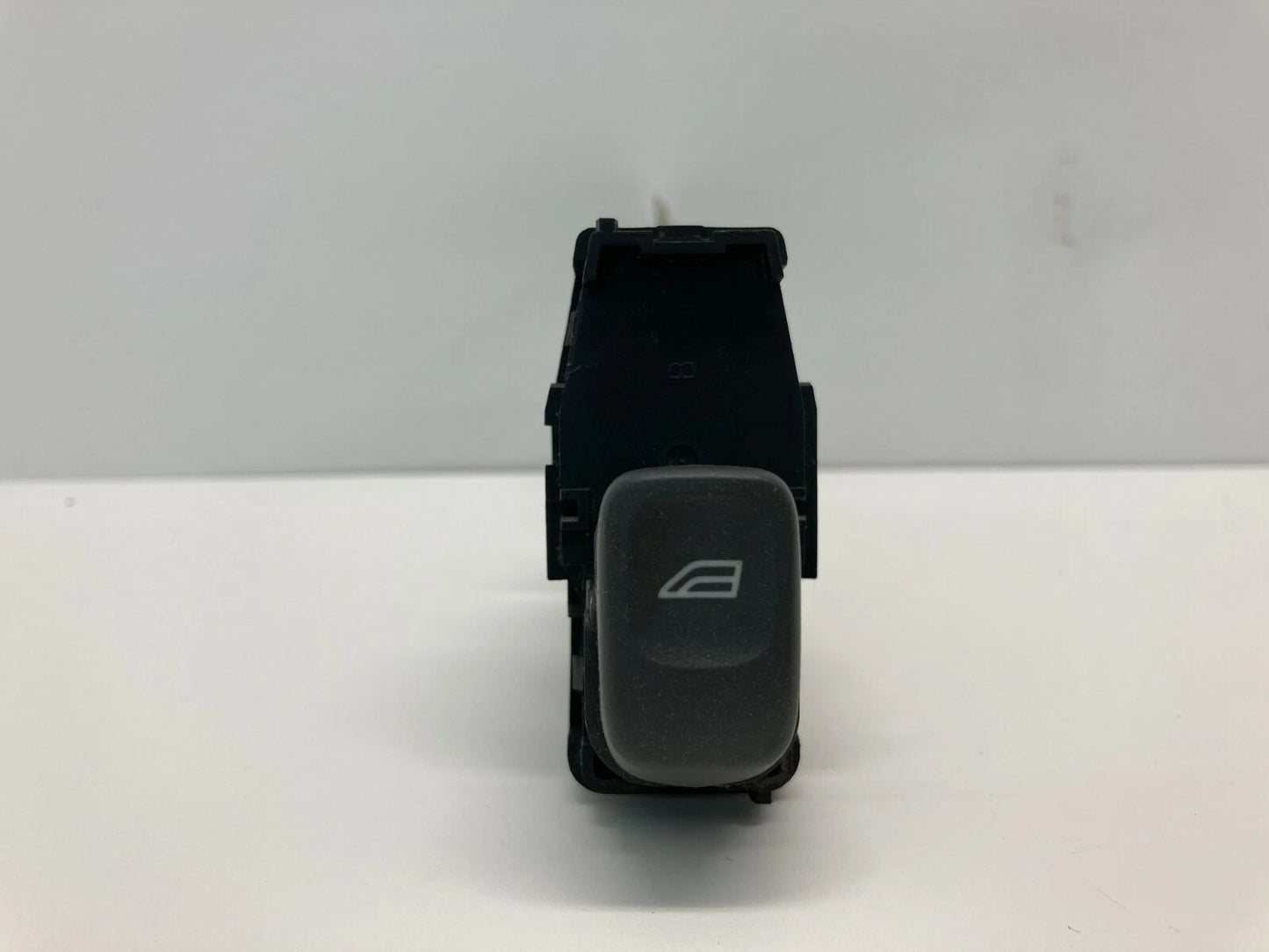 2001-2009 VOLVO S60 REAR LEFT SIDE DOOR WINDOW CONTROL SWITCH 9472275 OEM