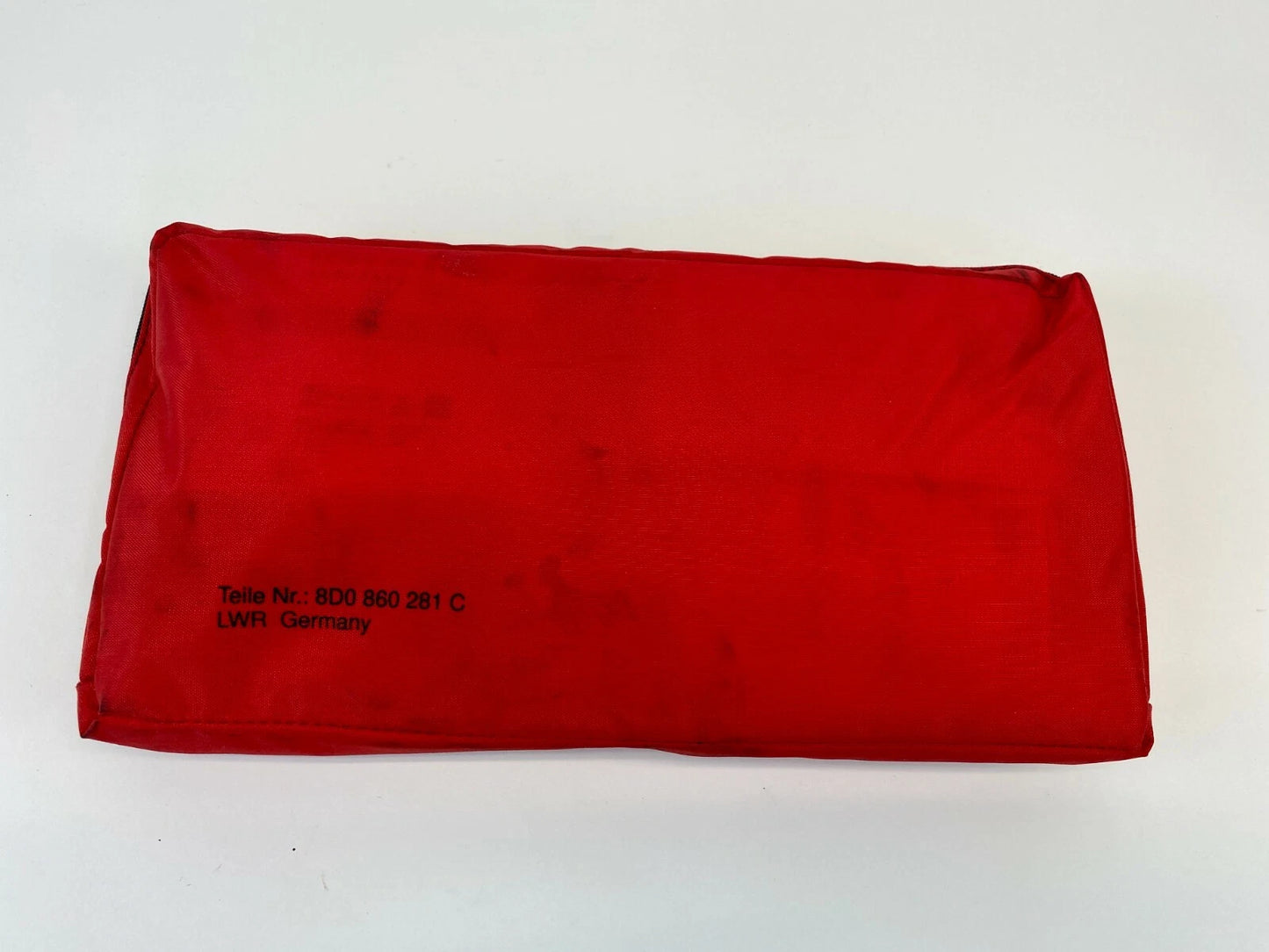 2001 AUDI A4 A4 QUATTRO EMERGENCY FIRST AID KIT MEDICAL ASSEMBLY OEM