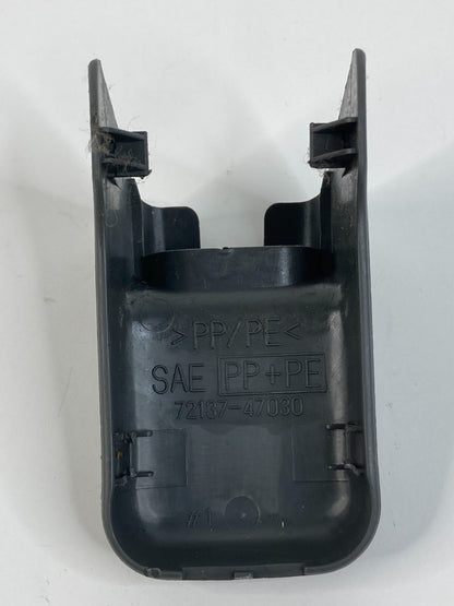 2004-2009 Toyota Prius Rear Seat Back Track End Cover Cap Trim 72137-47030 OEM