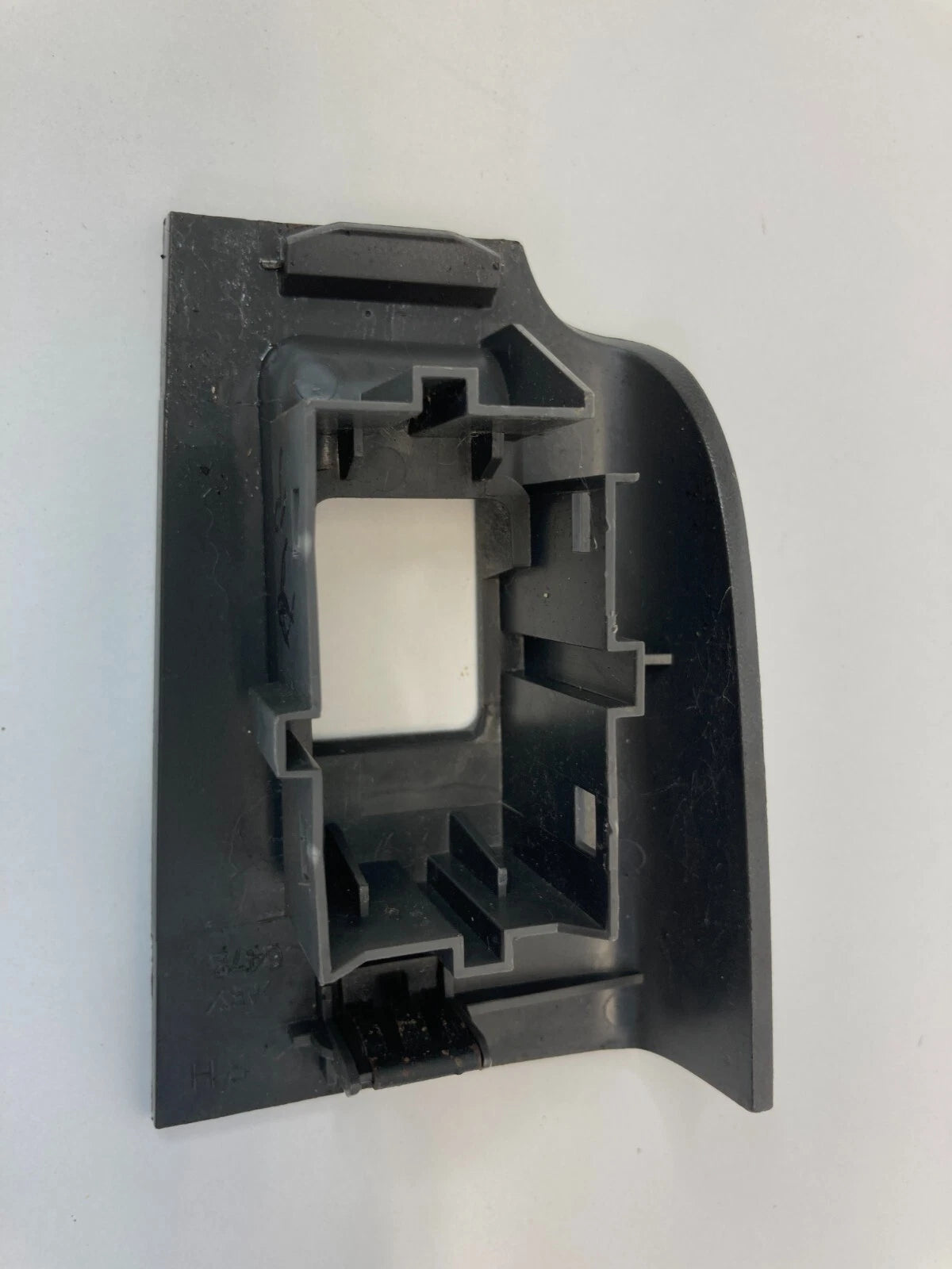 08-11 FORD FOCUS REAR RIGHT BACK SIDE DOOR WINDOW SWITCH BEZEL 8S43-54275A28-ADW