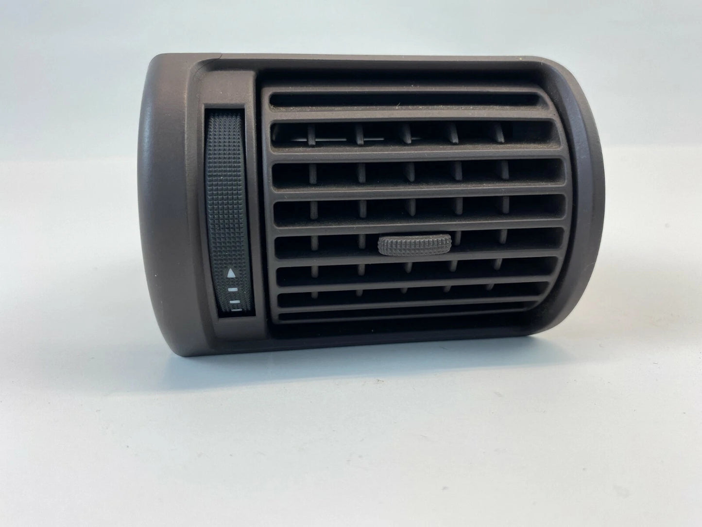 1996-2001 AUDI A4 DASH LEFT DRIVER SIDE A/C AC AIR VENT GRILLE OUTLET BROWN OEM