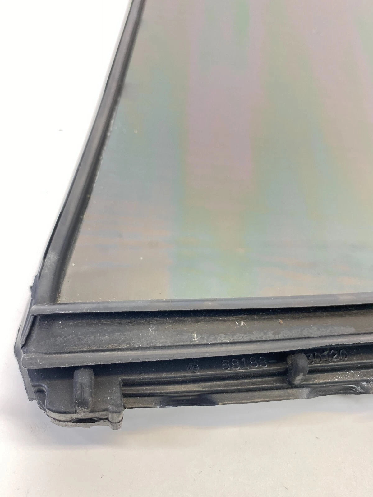 98-05 LEXUS GS300 GS400 REAR RIGHT DOOR VENT WINDOW GLASS QUARTER 68188-30120