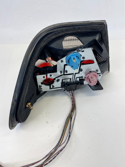 1998-2002 Mercedes-Benz E430 Rear Right Outer Tail Light Taillight Aftermarket