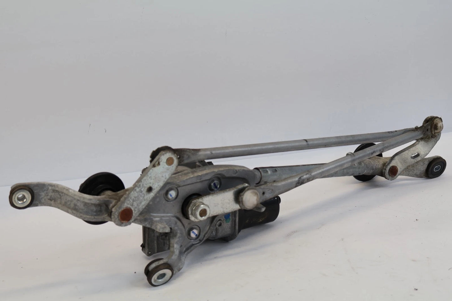 2016-2021 HONDA CIVIC SEDAN FRONT WINDSHIELD WIPER MOTOR W/ LINKAGE OEM FACTORY