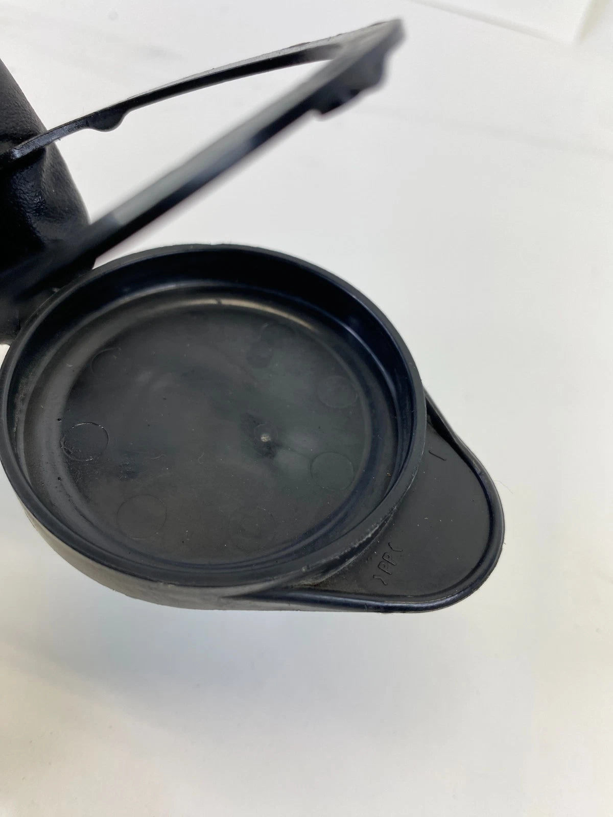 13-19 FORD EXPLORER INTERCEPTOR WINDSHIELD WIPER WASHER RESERVOIR TANK CAP OEM