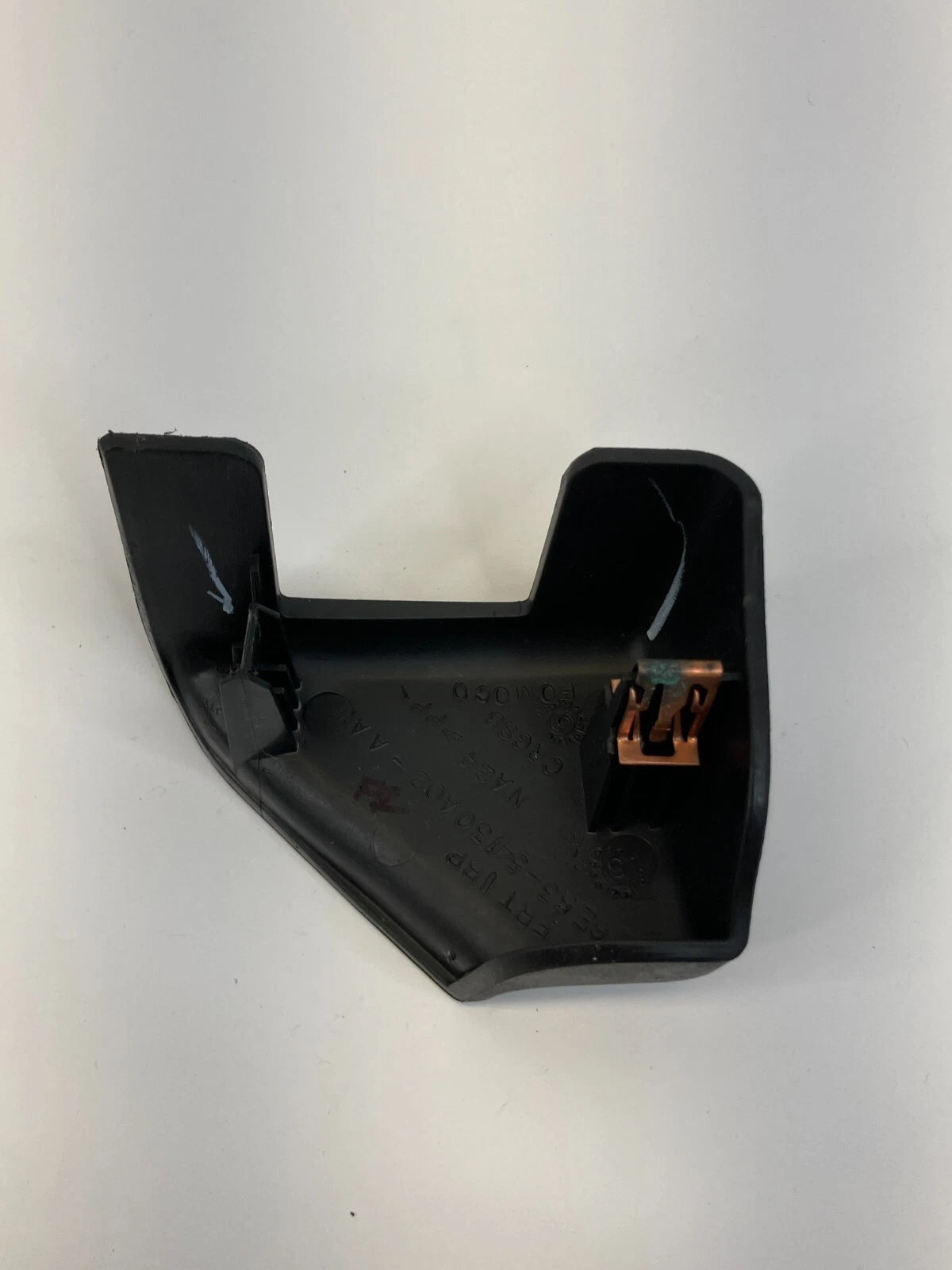 06-11 MERCURY MILAN FRONT RIGHT SEAT FORWARD FOOT COVER BEZEL 6E53-54130A02 OEM