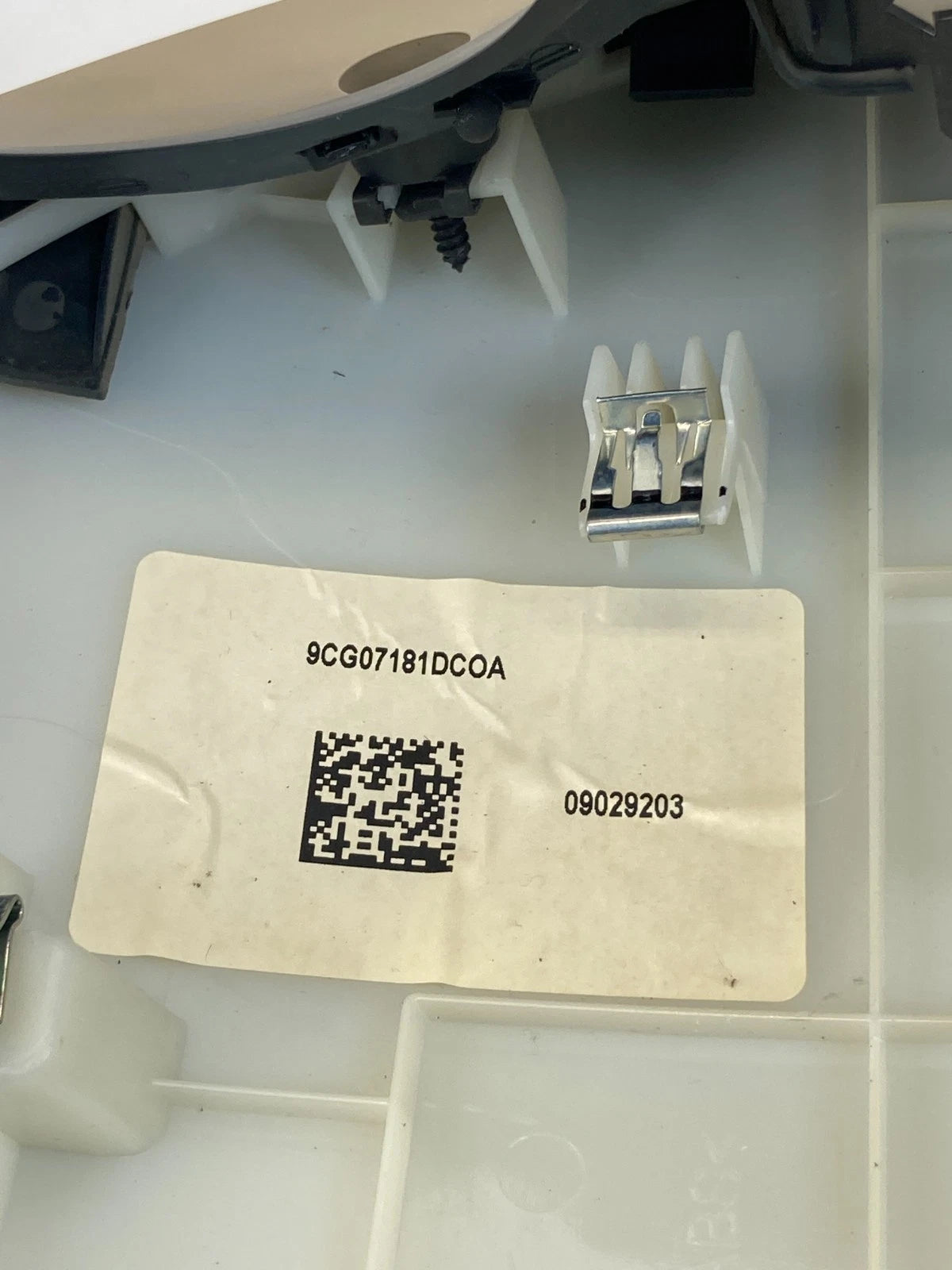 2010-2013 BUICK LACROSSE SPEEDOMETER INSTRUMENT CLUSTER DASH BEZEL TRIM 09029203