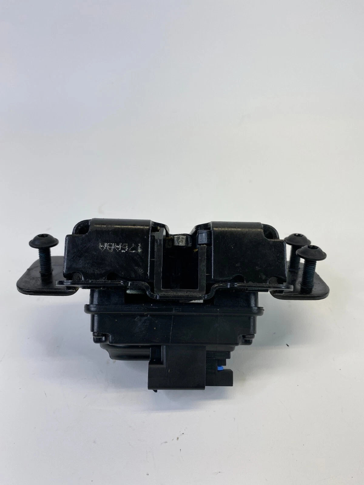 2007-2012 DODGE CALIBER REAR TRUNK LIFTGATE LATCH LID LOCK ACTUATOR OEM
