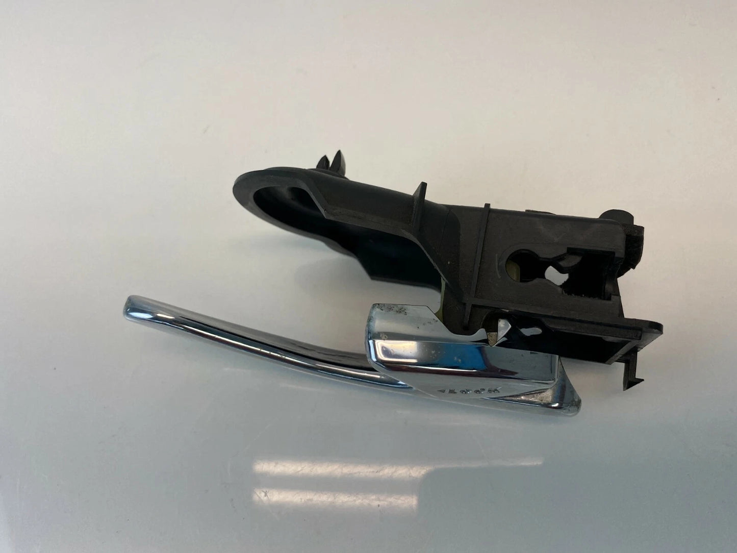 05-07 MERCURY MARINER FRONT RIGHT SIDE INTERIOR INNER DOOR HANDLE YL84-7822614AL