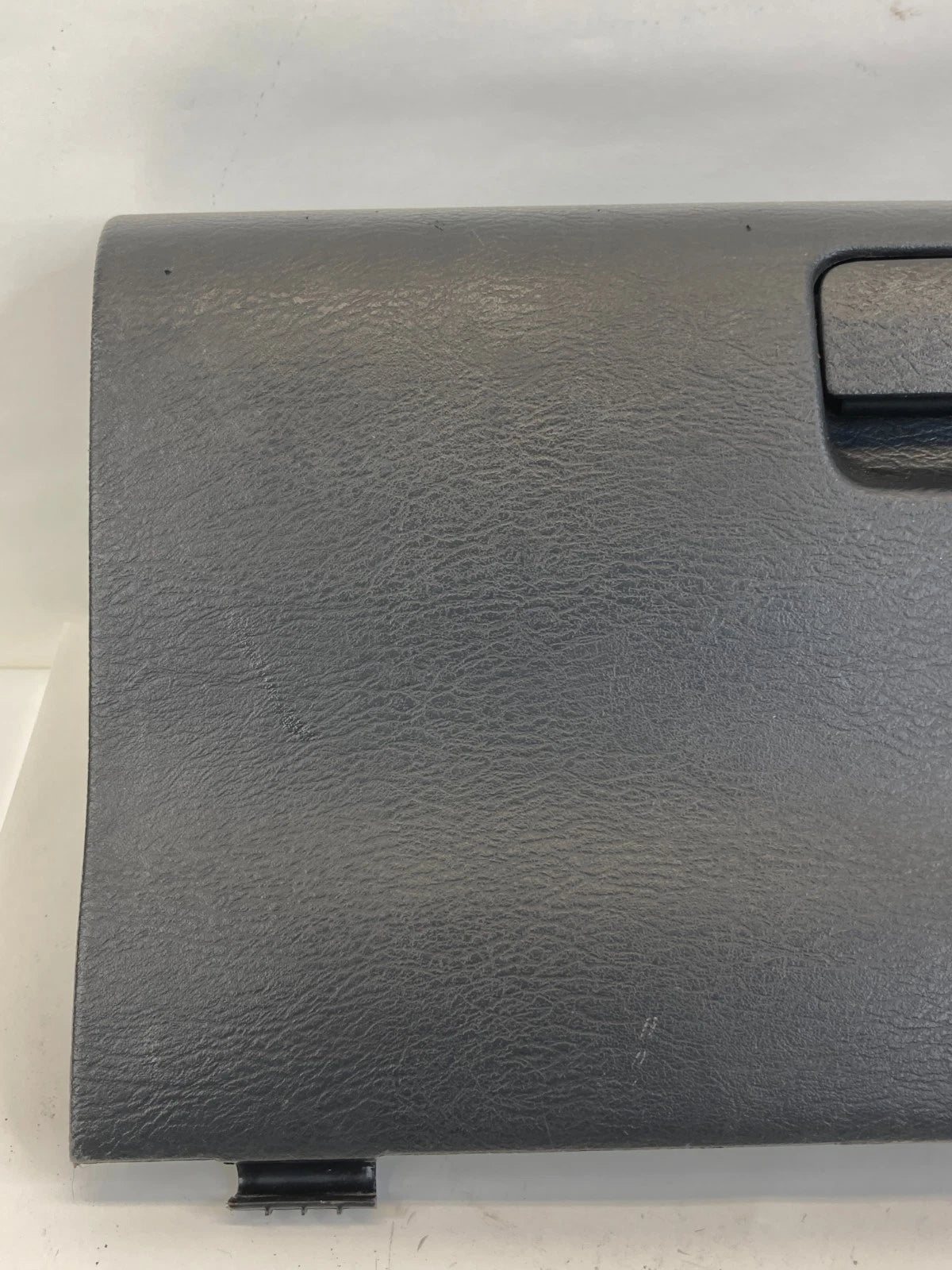 2002-2005 DODGE RAM 1500 DASH GLOVE BOX STORAGE COMPARTMENT 1000281DX9AA OEM