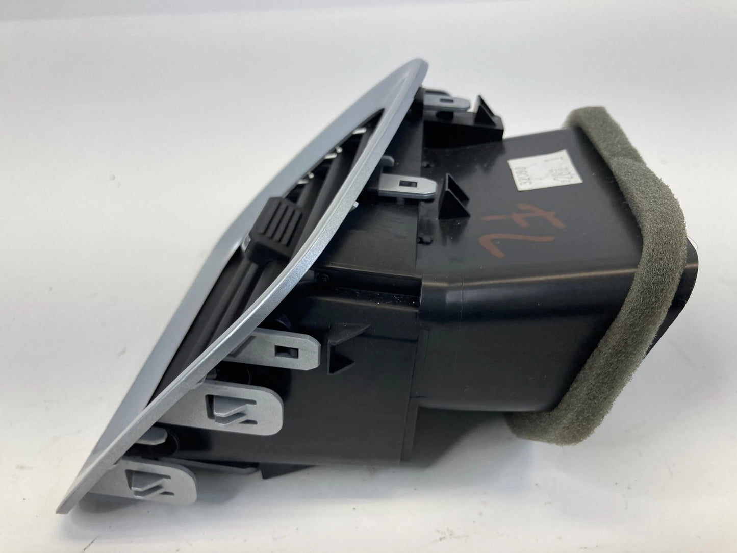 2010-2017 GMC TERRAIN LEFT SIDE OUTER DASH A/C HEATER AIR VENT GRILLE SP13938