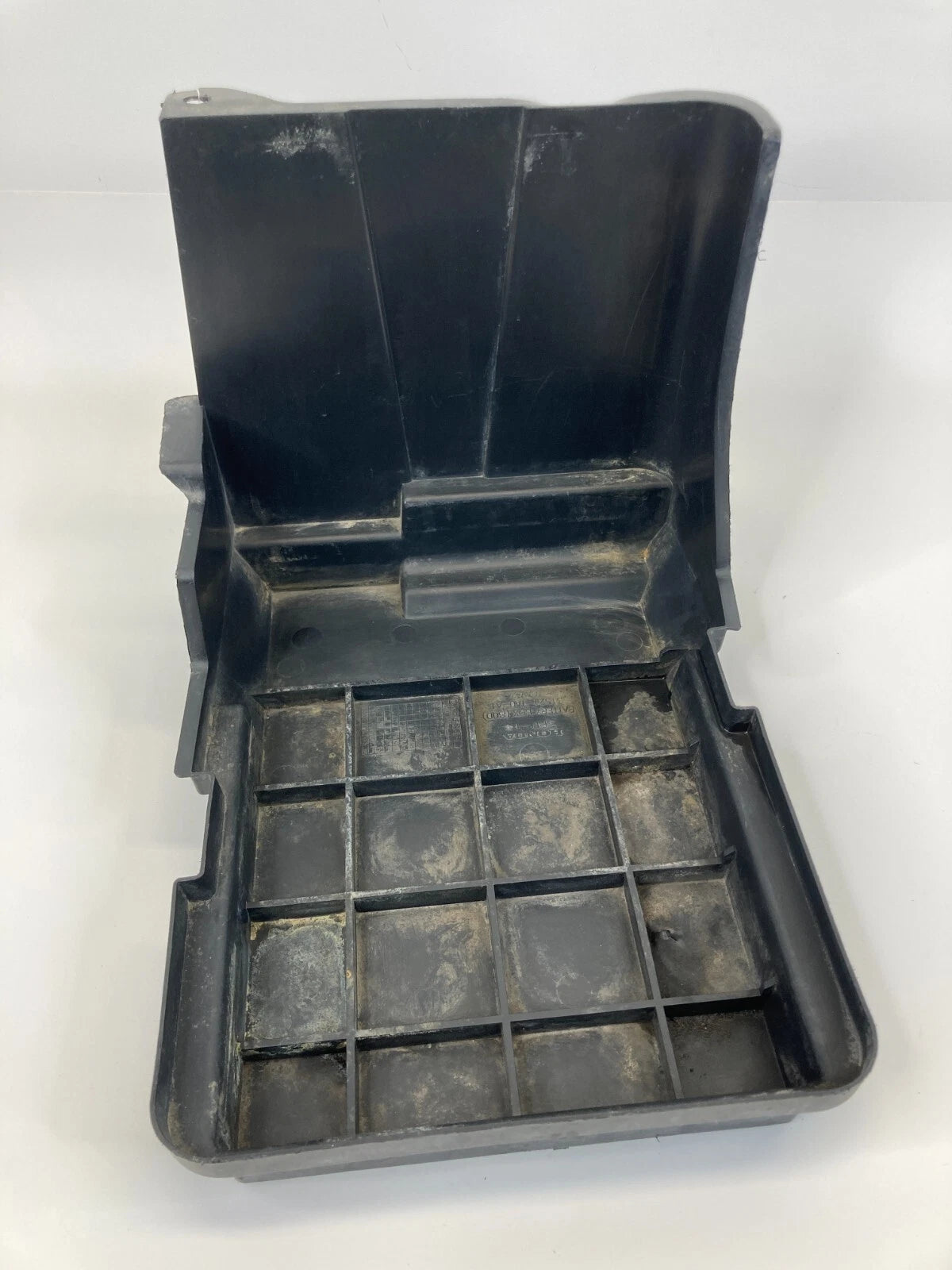 2010-2015 HONDA ACCORD CROSSTOUR LOWER BATTERY HOLDER HOLD DOWN TRAY PLASTIC OEM