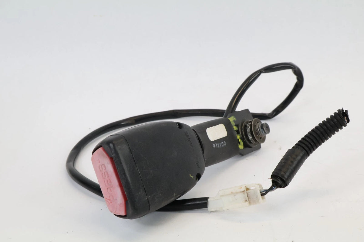 2002-2004 NISSAN XTERRA FRONT RIGHT PASSENGER SEAT BELT BUCKLE RECEPTACLE OEM