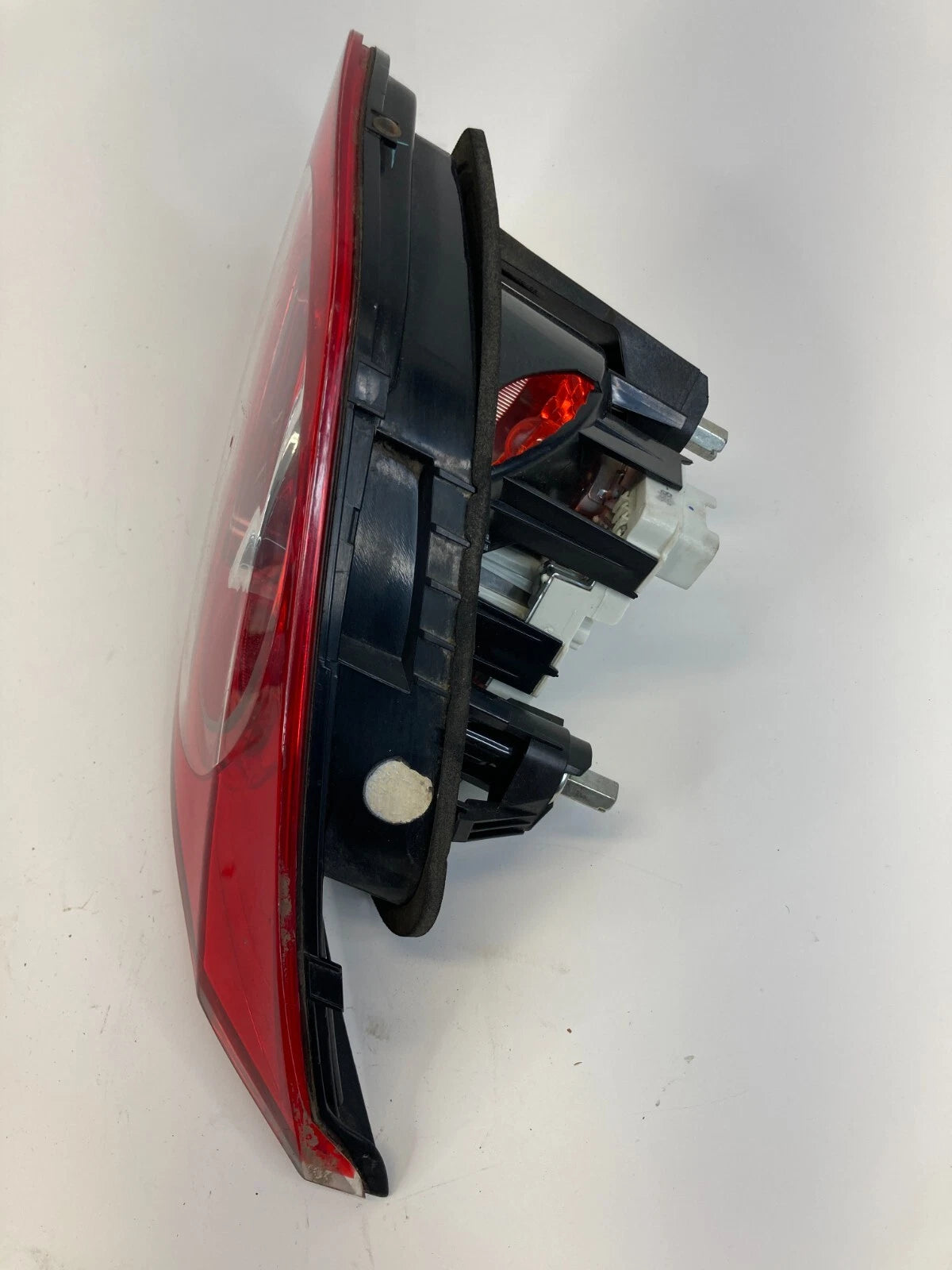 2009-2012 VOLKSWAGEN VW CC REAR RIGHT INNER TRUNK TAIL LIGHT 3C8945094 OEM