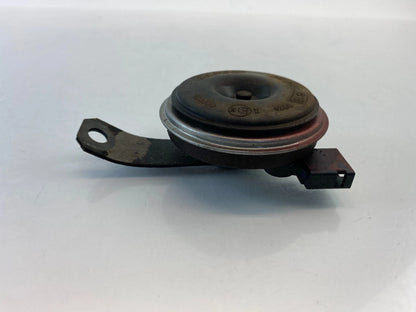 2001 2002 2003 TOYOTA HIGHLANDER HORN SIGNAL ALARM SIREN NOTE E130026 DENSO OEM