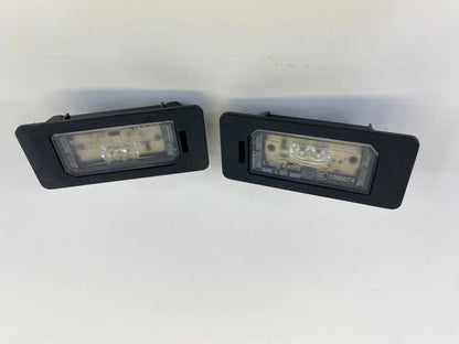 11-21 BMW X3 REAR TRUNK LID LICENSE PLATE LIGHT LAMP PAIR SET 63267193293 OEM
