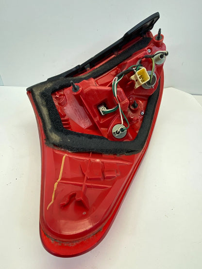 2006-2009 TOYOTA RAV4 RIGHT PASSENGER SIDE TAILLIGHT RR BRAKE LAMP ASSEMBLY OEM