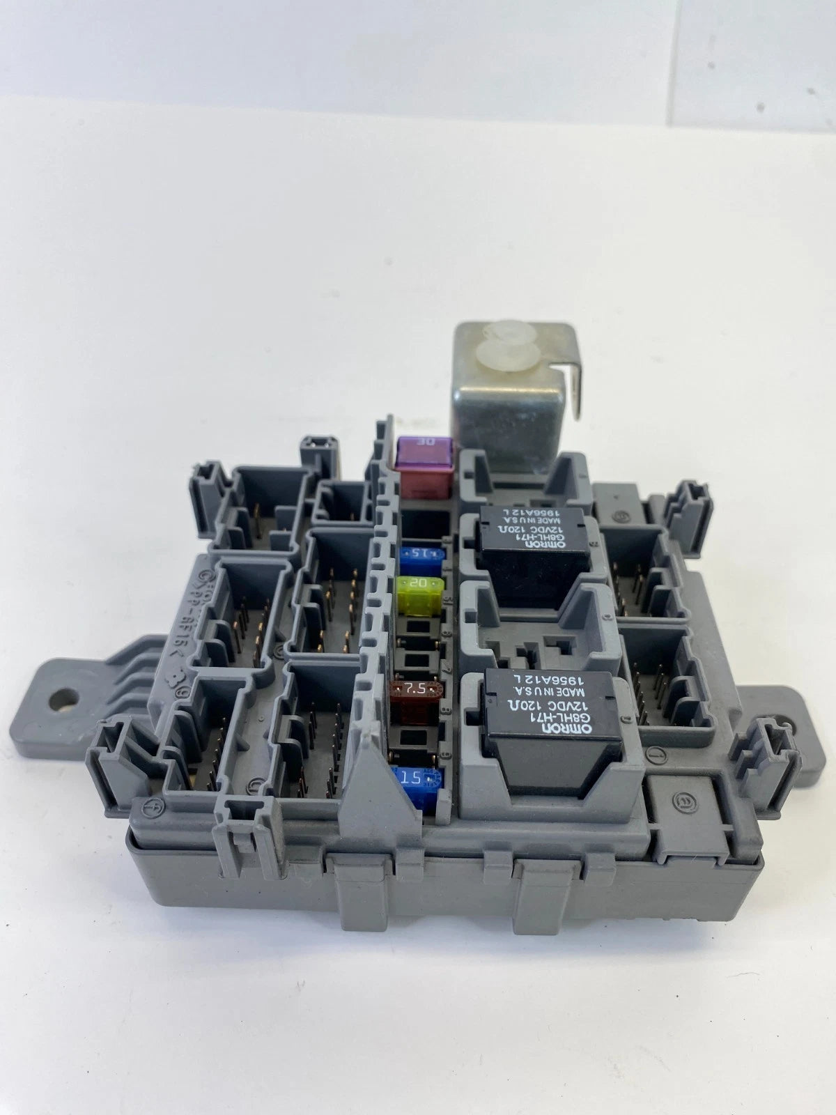 05-07 HONDA ODYSSEY 3.5L INTERIOR RIGHT CABIN FUSE BOX RELAY JUNCTION BLOCK OEM