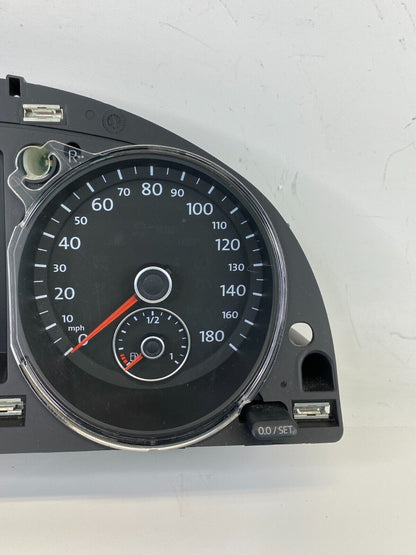 2010 2011 Volkswagen CC Cluster Speedometer Gauges 133.852 Miles 3C8-920-970-M