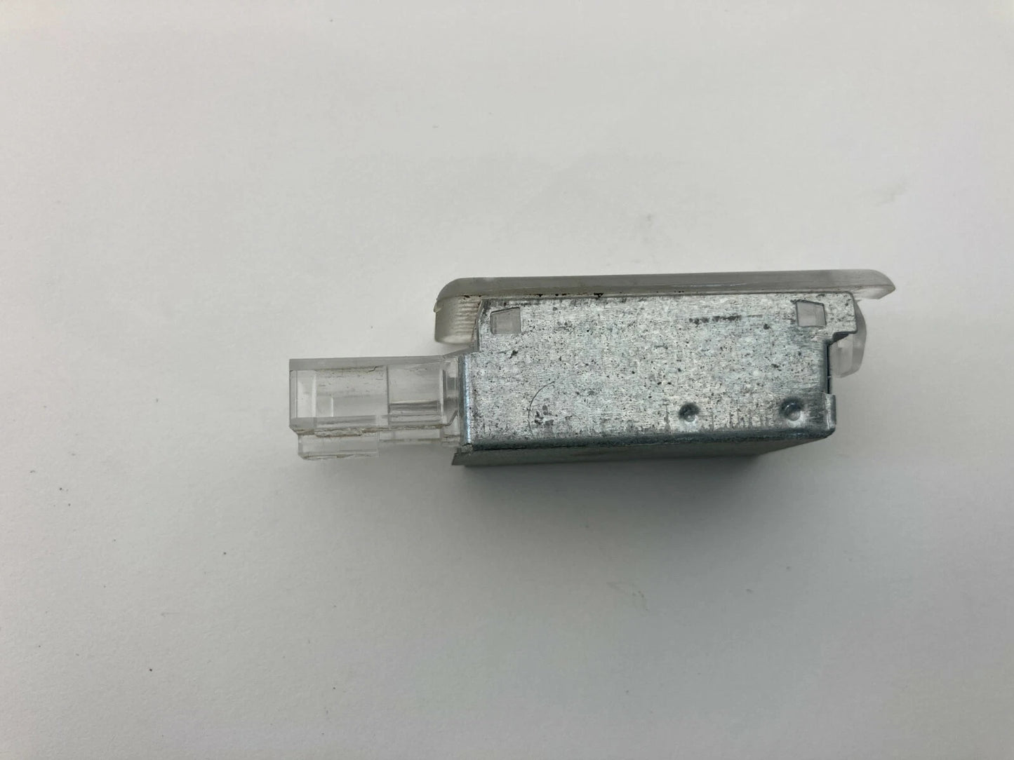 2007-2018 VW VOLKSWAGEN JETTA INNER WARNING LIGHT GLOVE BOX LAMP 7L0947415 OEM