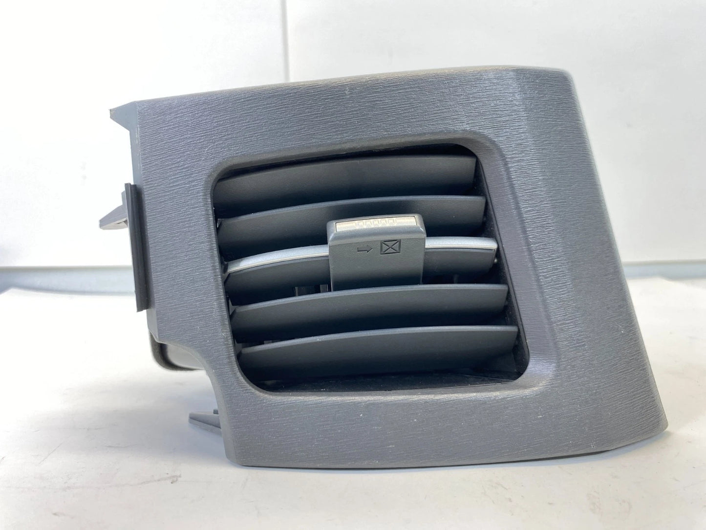 2010-2015 TOYOTA PRIUS AC VENT PASSENGER RIGHT SIDE RH OEM FACTORY 55662-47030