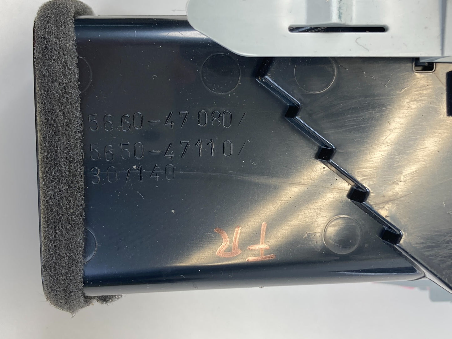 2012-2015 Toyota Prius Dash Right Side Air Vent Grille Outlet 55662-47030 OEM