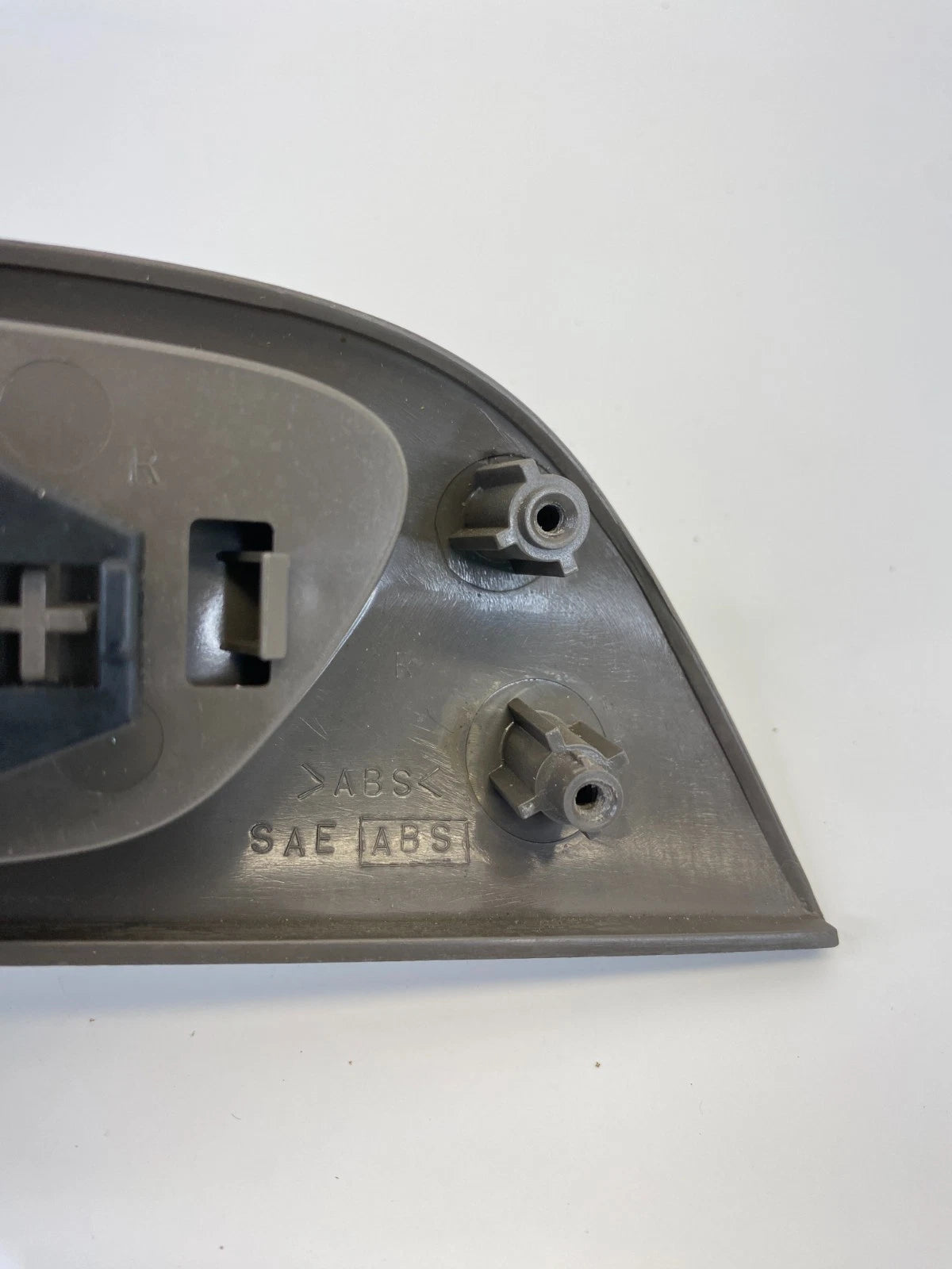 1998-2005 LEXUS GS300 REAR RIGHT SIDE INTERIOR INNER DOOR HANDLE W/ BEZEL OEM