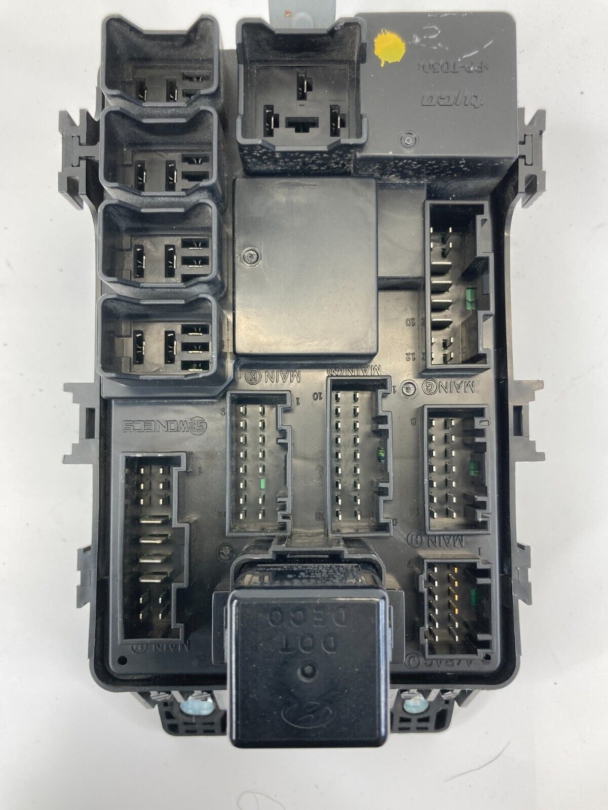 2006-2011 Kia Rio 1.6L Interior Cabin Fuse Box Relay Junction Block 91950-1G040