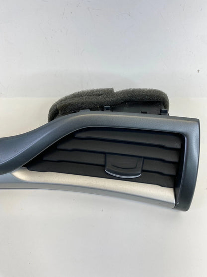 2013-2016 Ford Fusion Dash Right Side A/C Air Vent Grille DS73-F04338-B-PIA