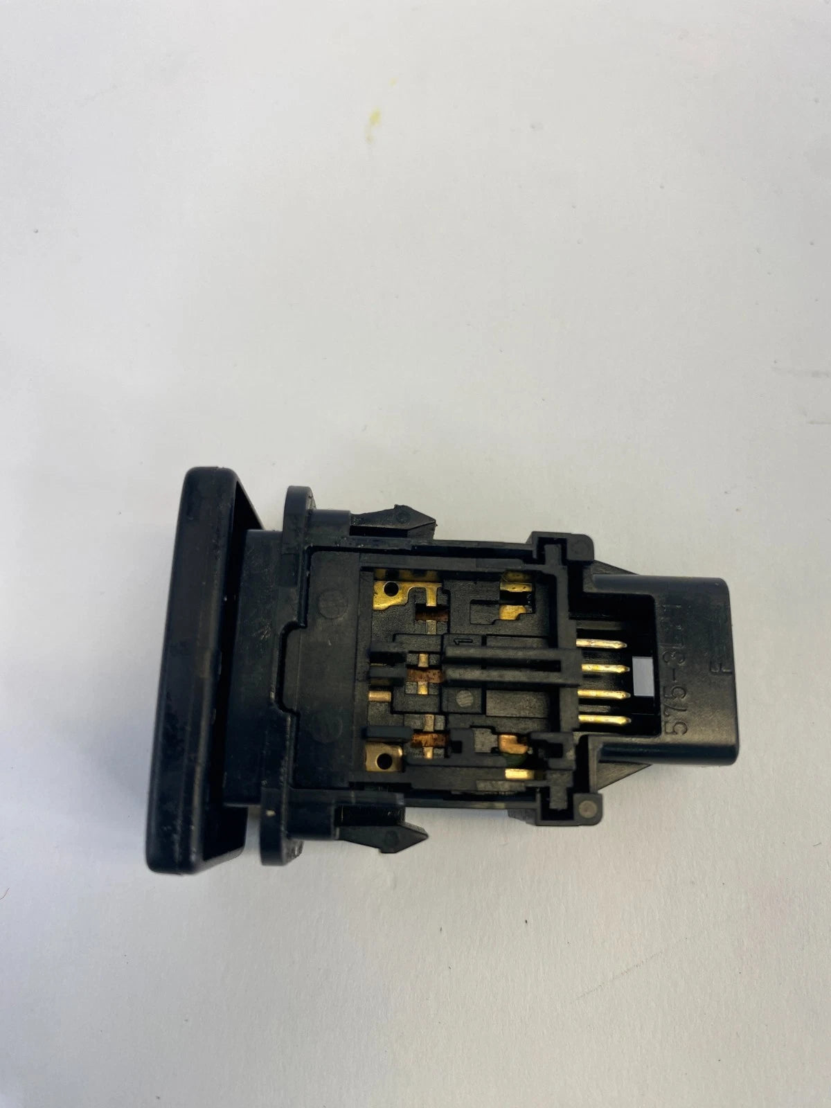 2009-2015 TOYOTA VENZA TRUNK TAILGATE LID PULL DOWN OPEN CLOSE SWITCH BUTTON OEM