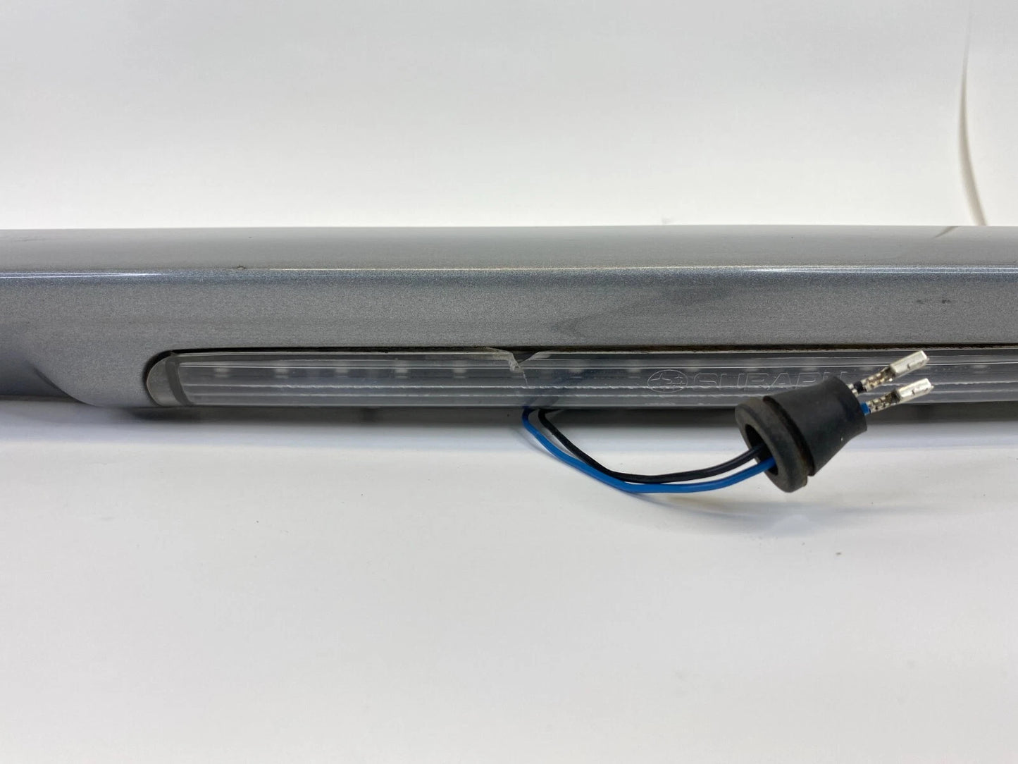 2010-2014 SUBARU LEGACY REAR TRUNK TAILGATE SPOILER 3RD BRAKE LIGHT E721SAJ0