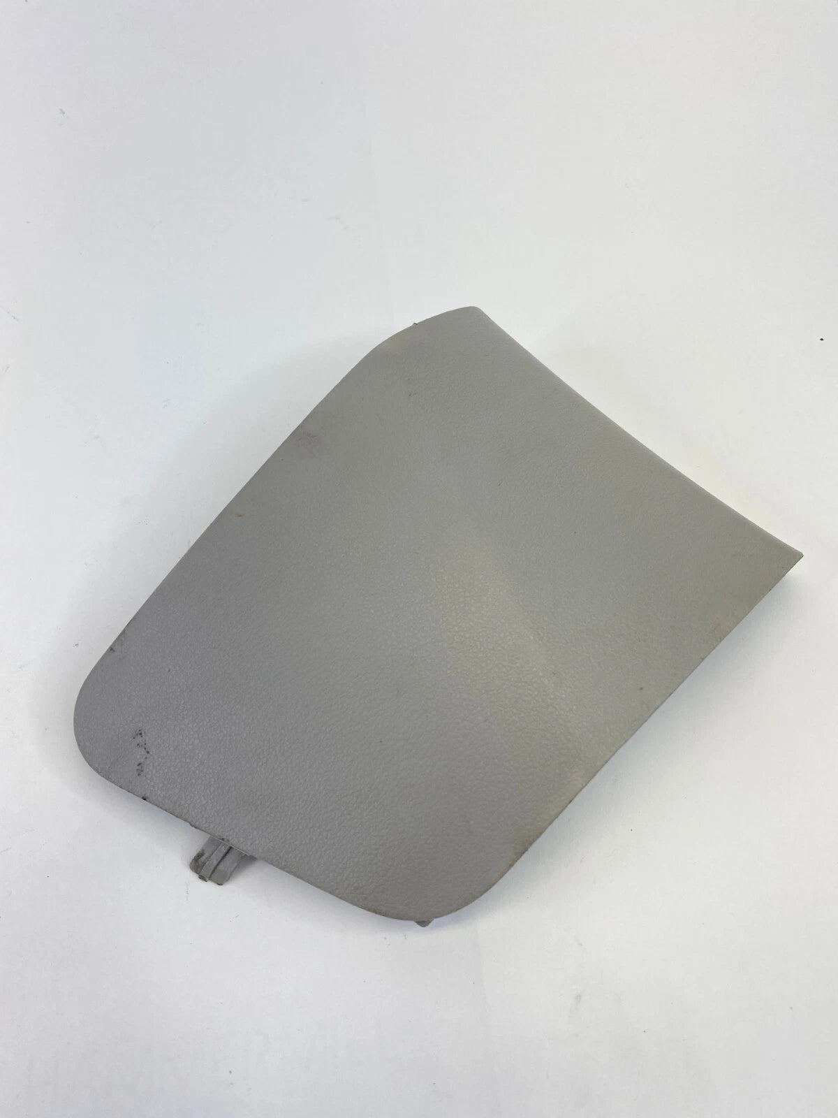 2007-2012 LEXUS ES350 FRONT RIGHT SEAT BELT CAP ANCHOR PLATE COVER 73178-33030