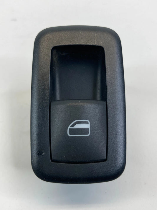 2008-2010 CHRYSLER TOWN & COUNTRY REAR LEFT BACK DRIVER WINDOW SWITCH 4602539AC