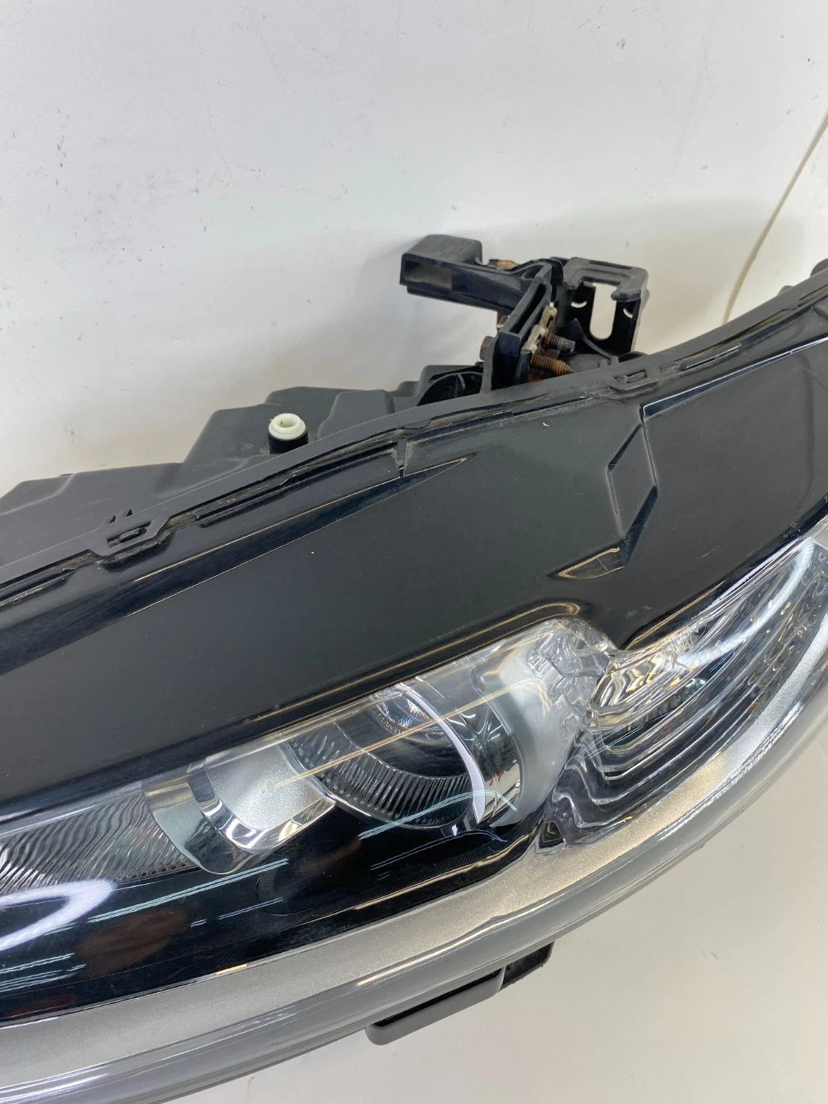 2013-2016 FORD FUSION FRONT LEFT DRIVER HEADLIGHT HEADLAMP OEM