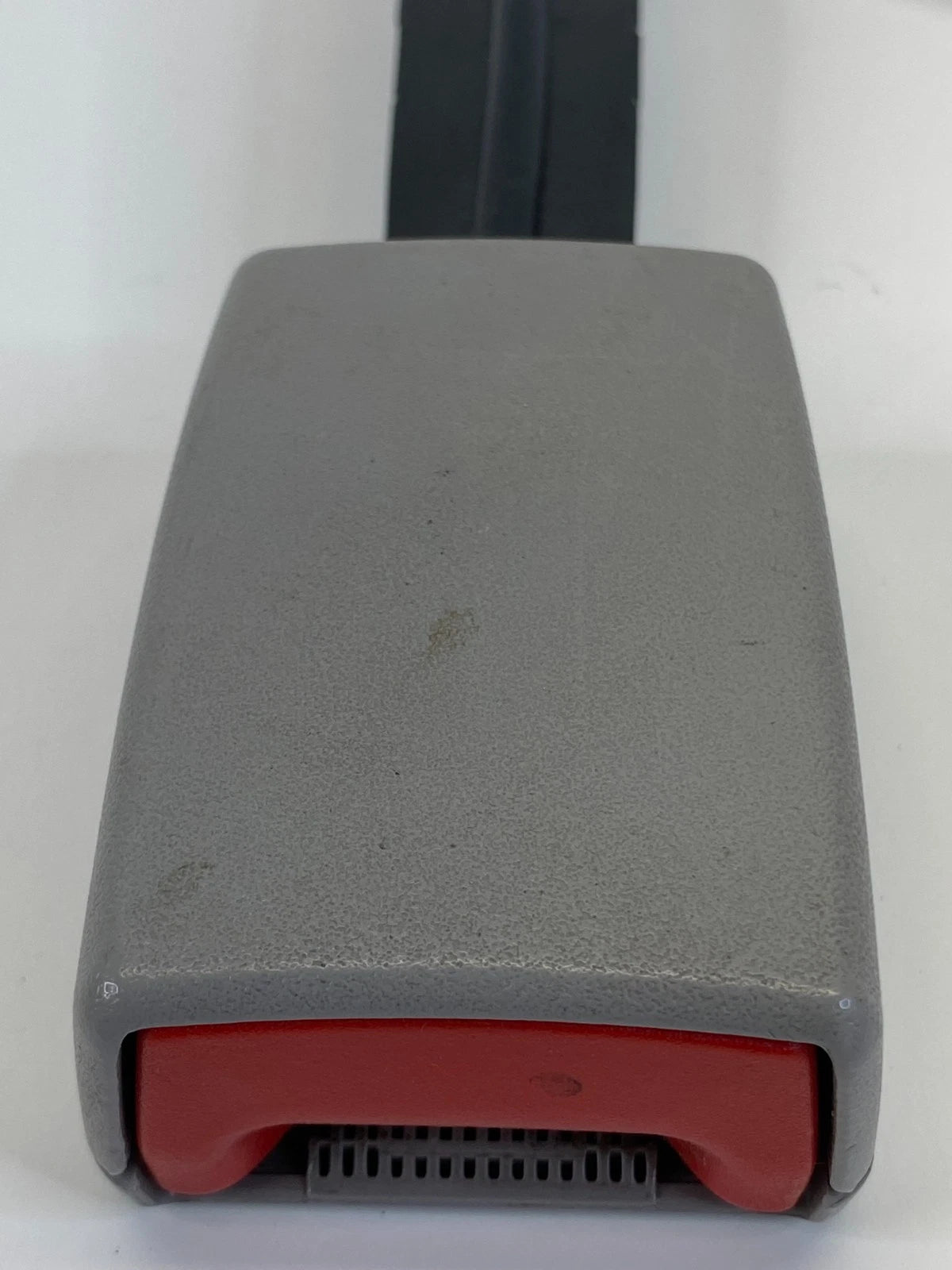 2011-2017 BUICK ENCLAVE CHEVY TRAVERSE FRONT RIGHT PASSENGER SEAT BELT BUCKLE