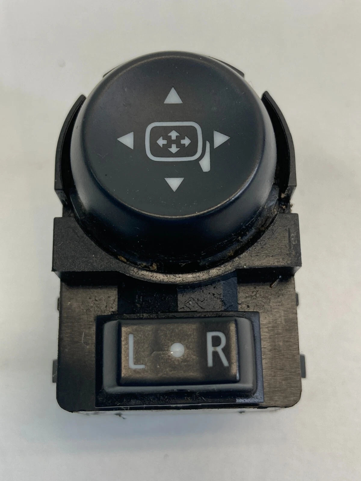 2010-2017 GMC TERRAIN FRONT LEFT SIDE VIEW POWER MIRROR REGULATOR SWITCH 2084618