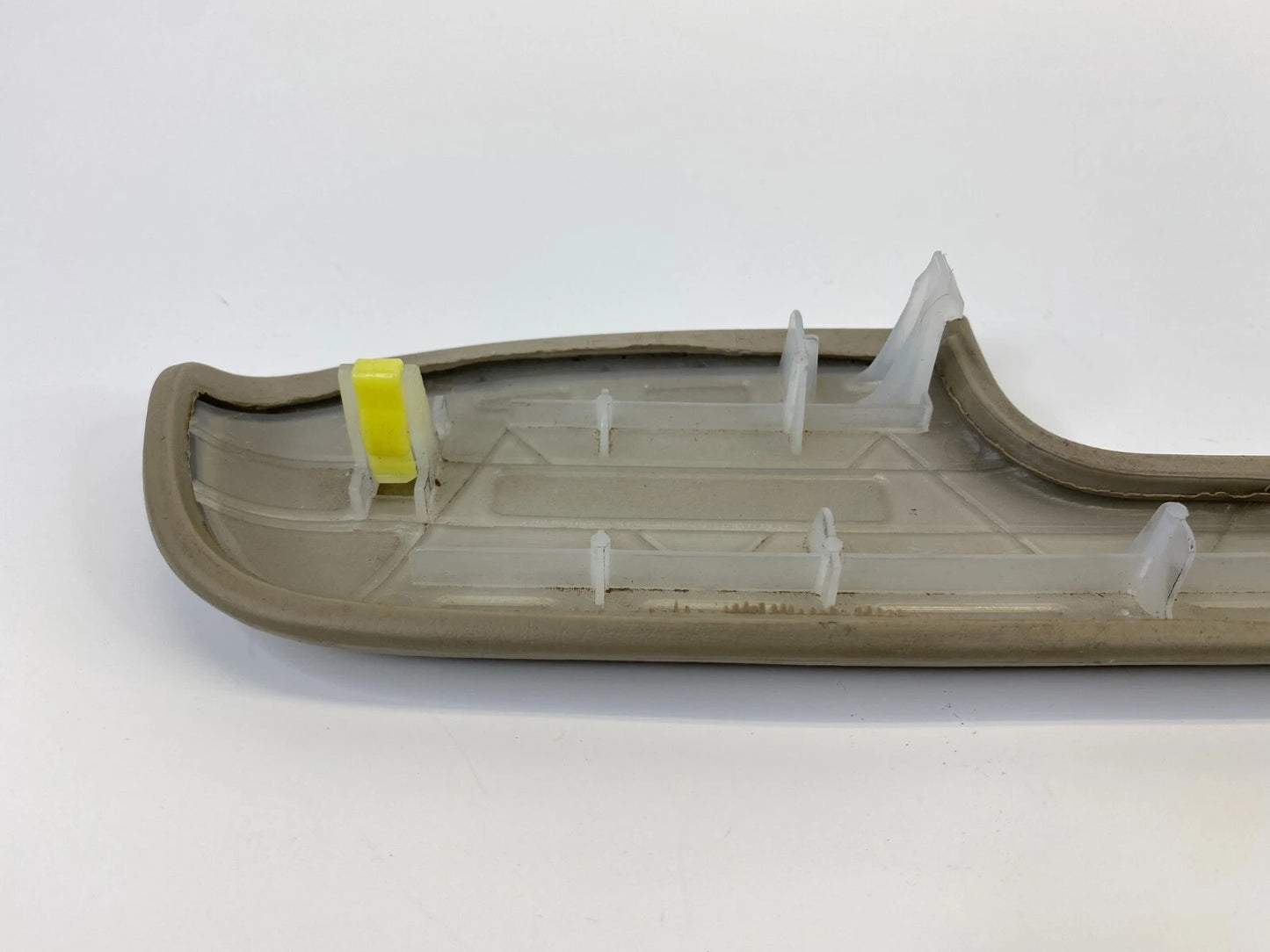 2003-2008 TOYOTA COROLLA REAR RIGHT BACK DOOR PANEL ARMREST ARM REST LID BEZEL