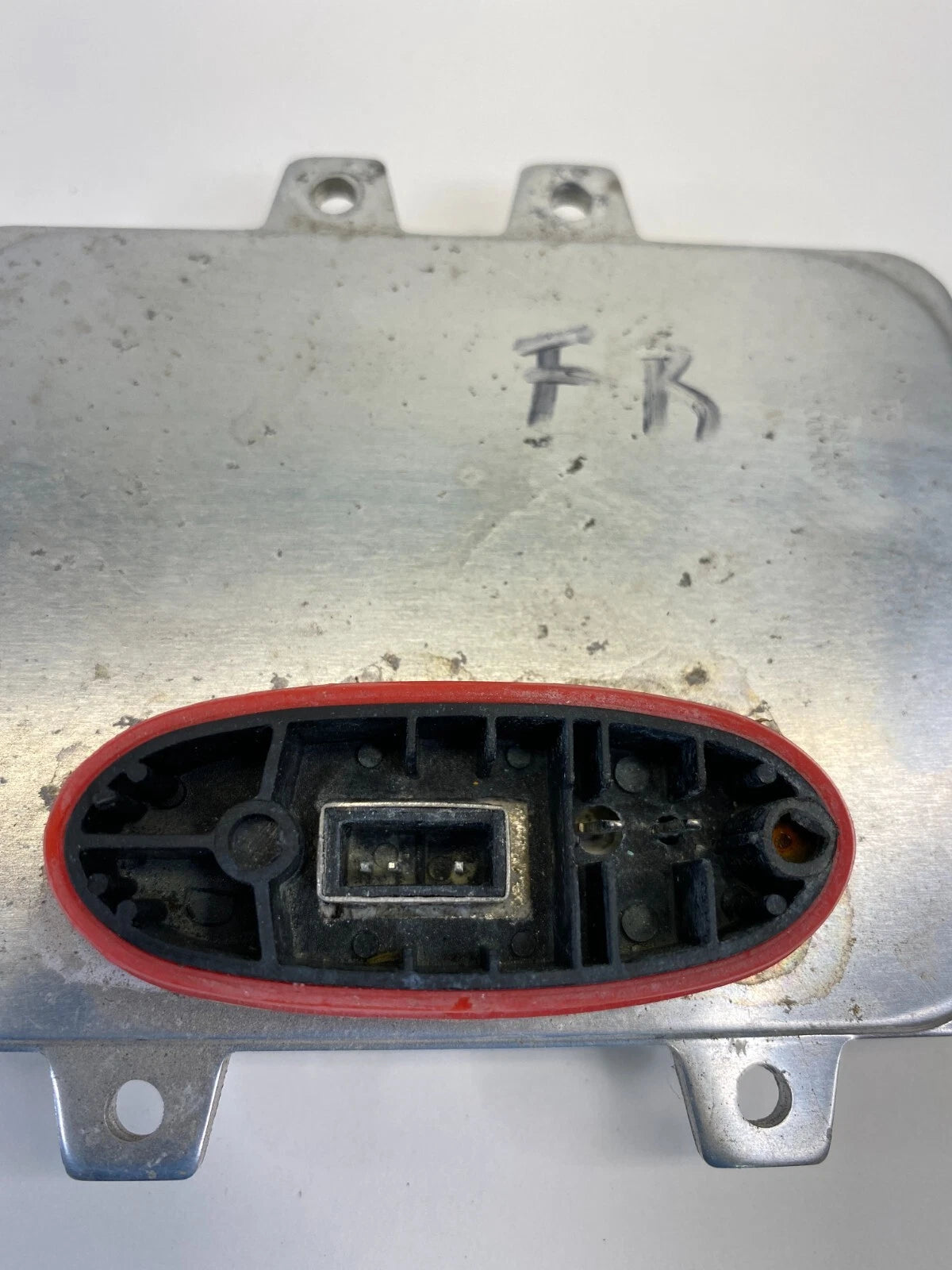 2008 2009 2010 BMW 550I FRONT RIGHT HEADLIGHT XENON HID MODULE 5DV009000-00 OEM