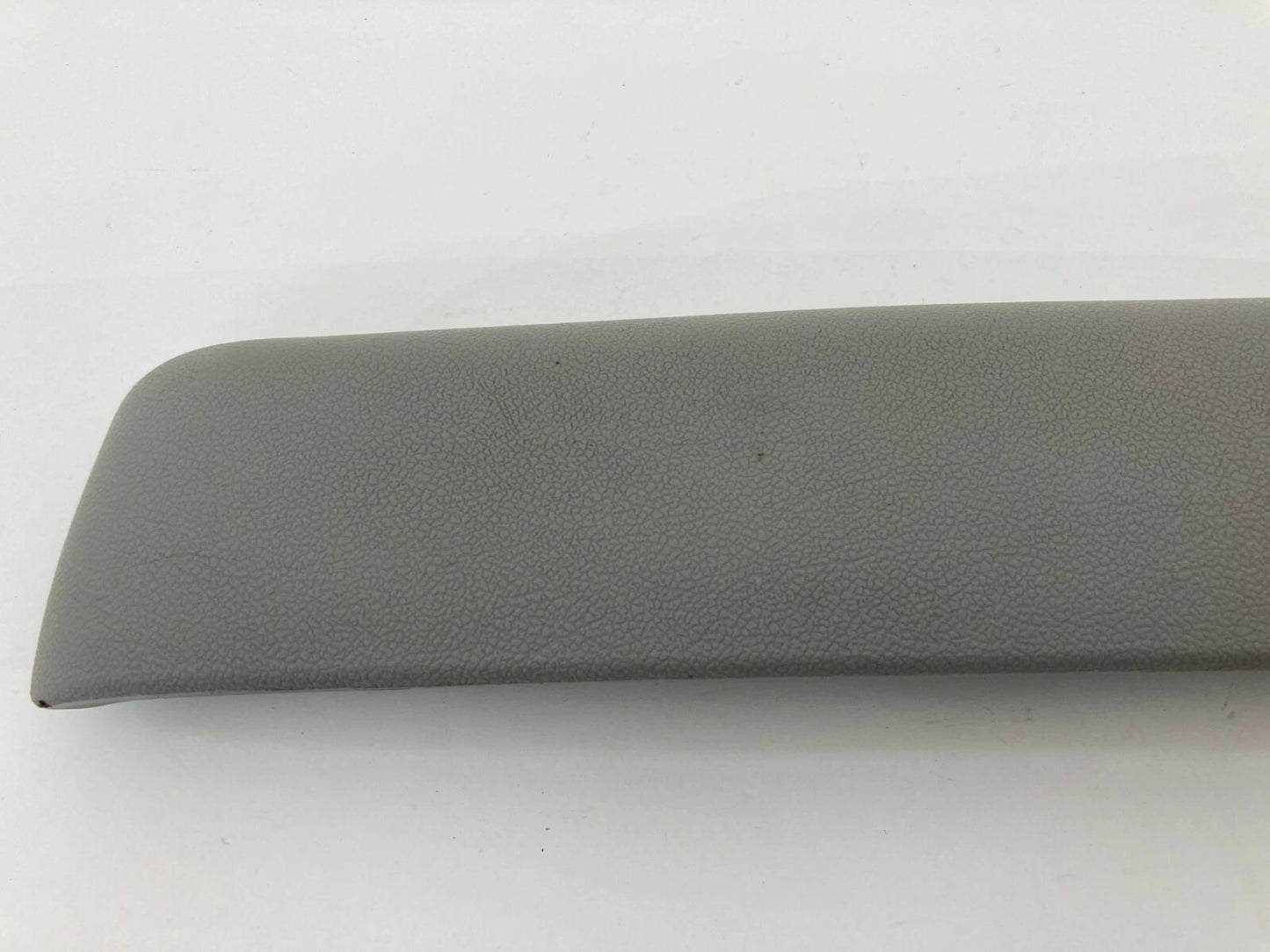 2005-2009 CHEVROLET EQUINOX REAR LEFT SIDE INTERIOR DOOR ARMREST ARM REST OEM