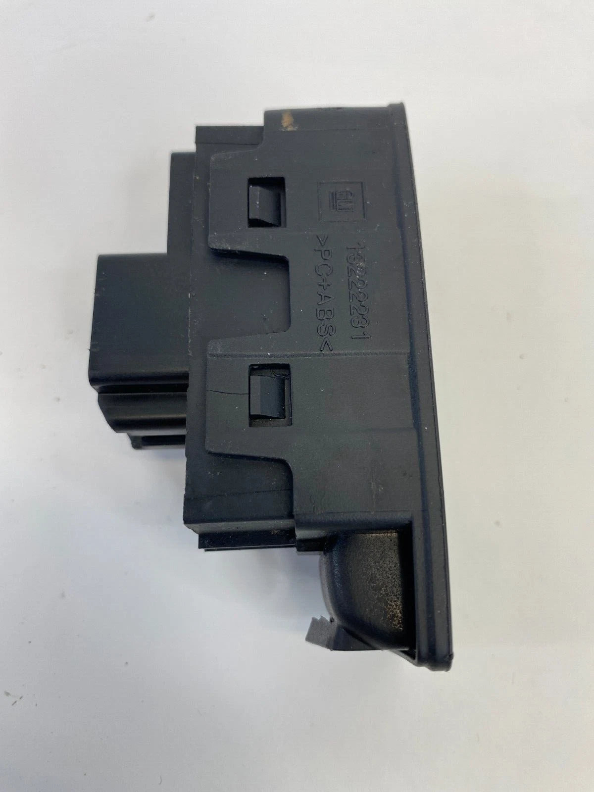 2011-2013 BUICK REGAL REAR RIGHT SIDE DOOR POWER WINDOW SWITCH 13305368 OEM