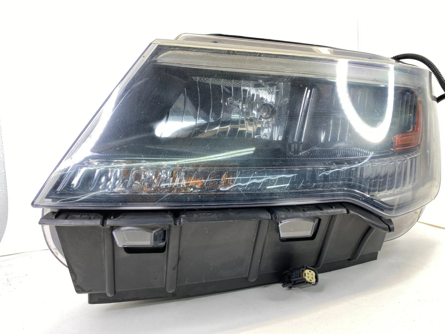 16-19 Ford Explorer Police Interceptor Utility Left Driver Headlight Headlamp