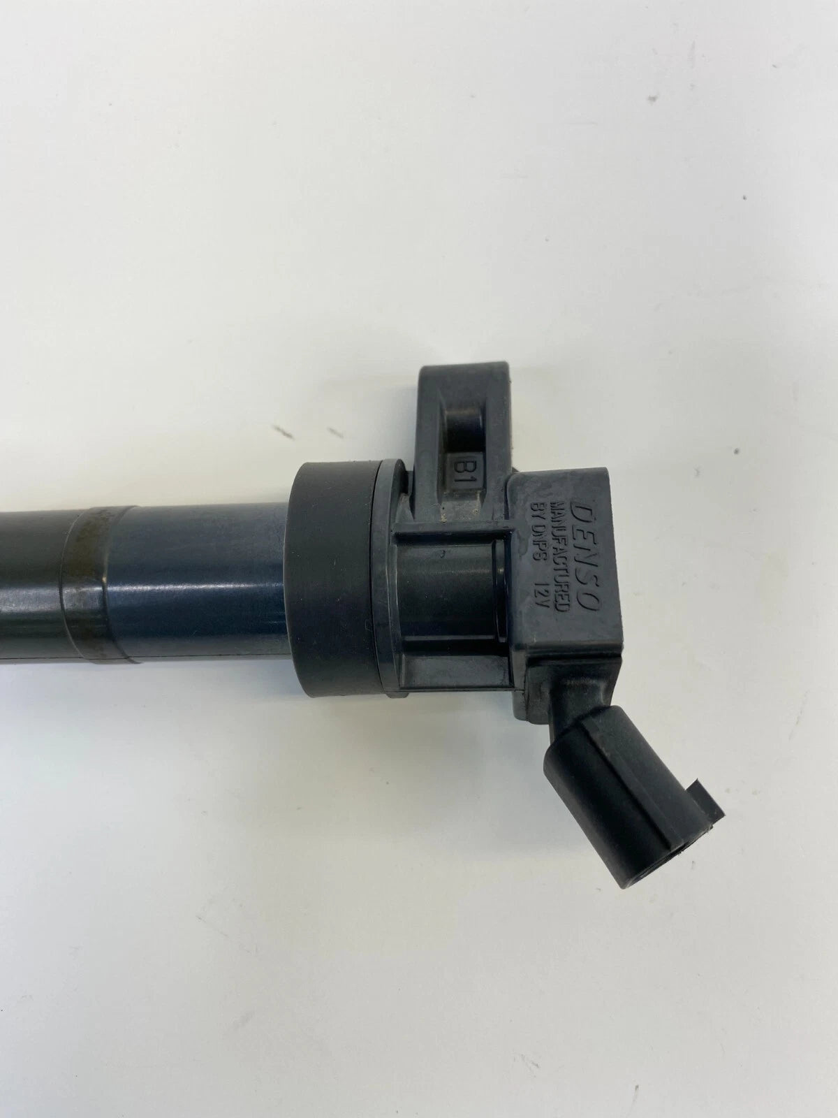 2008-2014 HYUNDAI SONATA 2.4L L4 AT IGNITION COIL IGNITER DENSO 273003F100