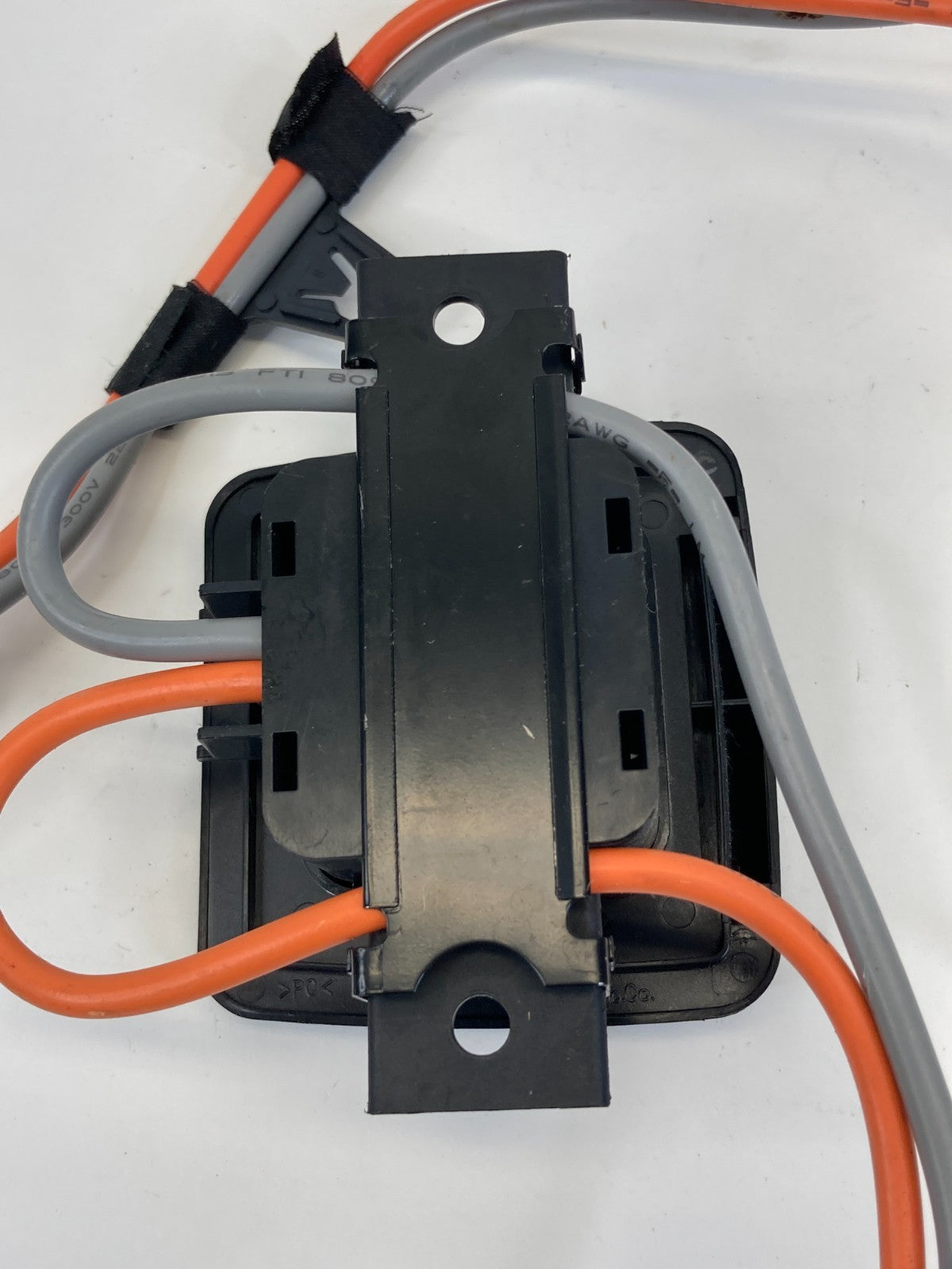 2013-2018 Ford C-Max AC 110V 60Hz Power Outlet Plug Socket OEM