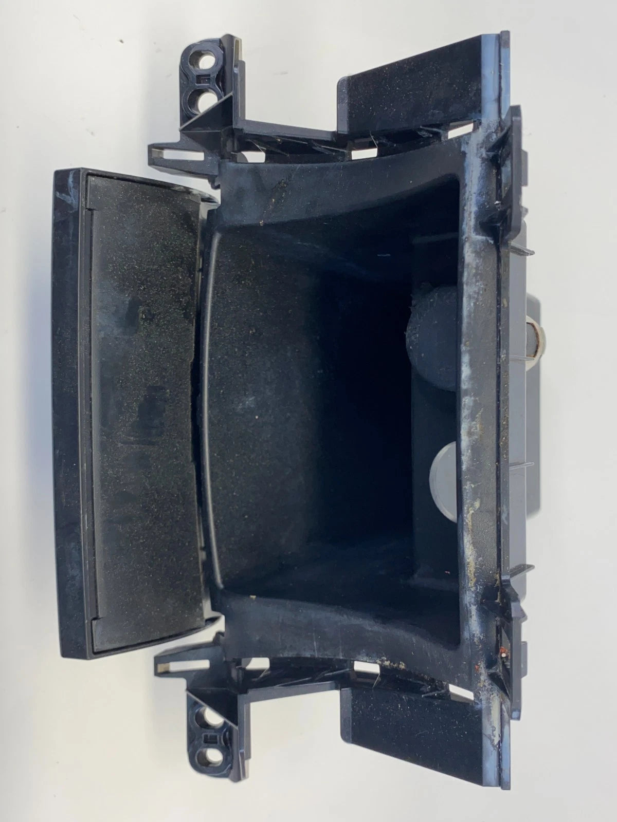 2010-2013 SUZUKI KIZASHI CENTER CONSOLE ASHTRAY ASH TRAY COMPARTMENT STORAGE OEM