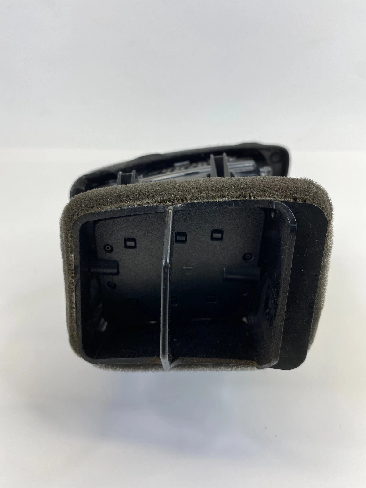 2007 2008 INFINITI G35 SEDAN DASH RIGHT SIDE A/C AIR VENT OUTER OUTLET OEM