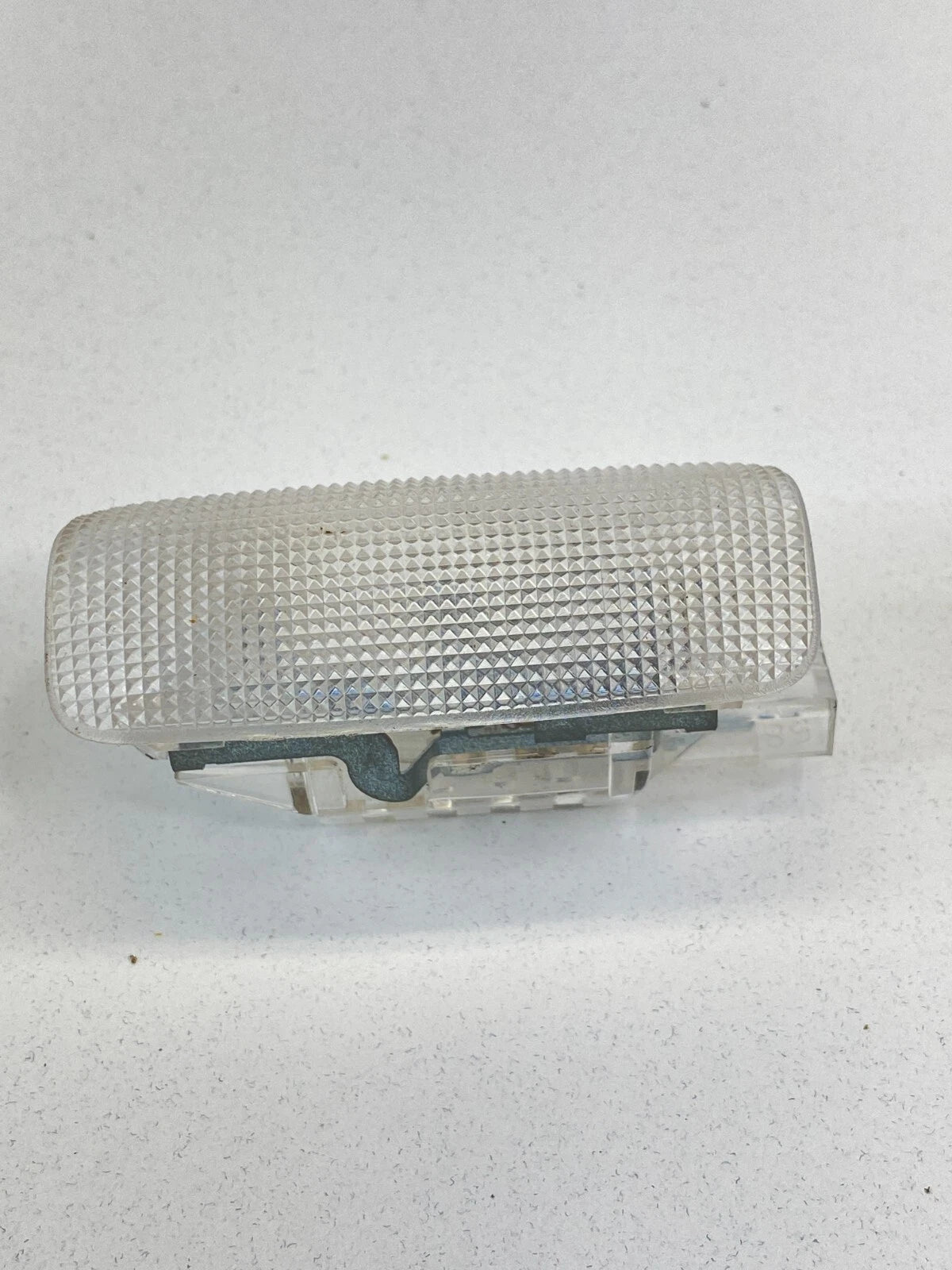 2005-2012 TOYOTA AVALON REAR RIGHT SIDE DOOR COURTESY LIGHT LAMP OEM