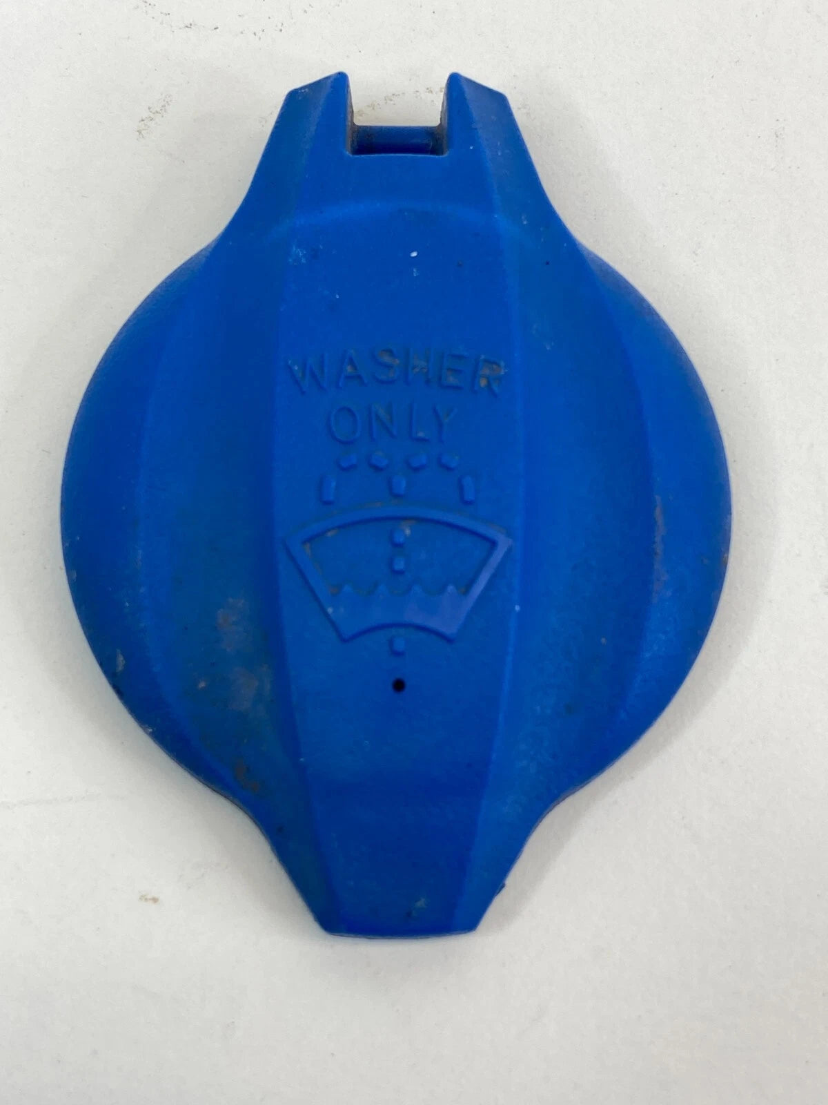 2012-2017 KIA RIO WINDSHIELD WASHER FLUID RESERVOIR BOTTLE TANK COVER CAP OEM