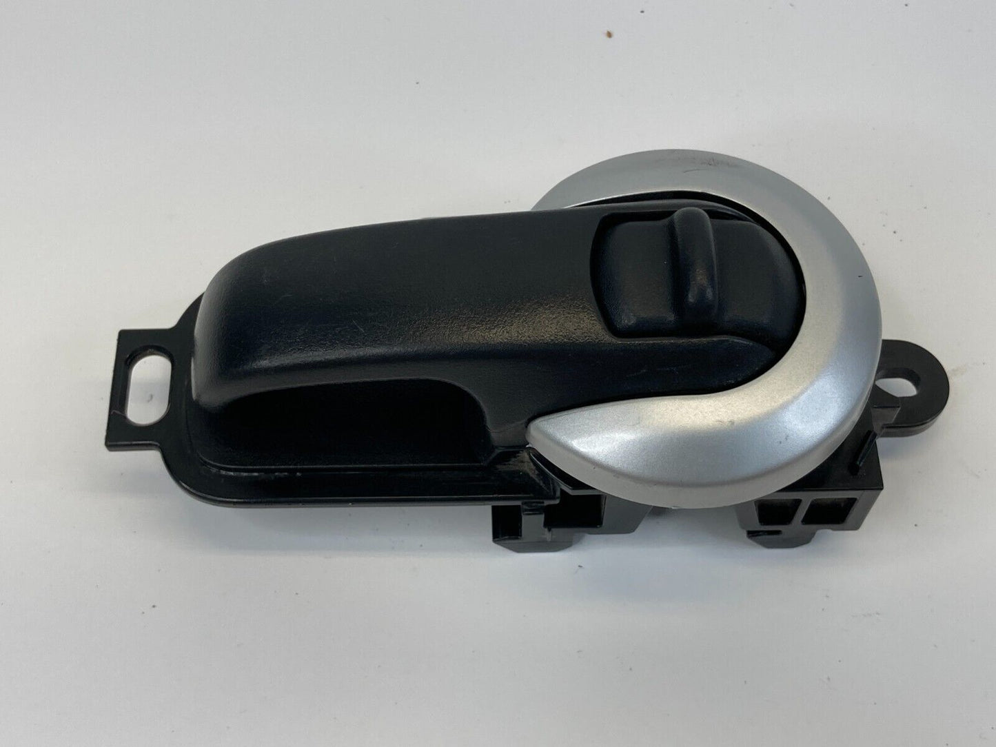 2007-2012 Nissan Versa Front Left Driver Side Interior Inner Door Handle