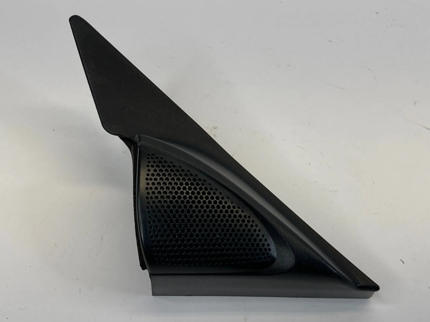 2003-2008 MAZDA 6 MAZDA6 SEDAN FRONT RIGHT INNER MIRROR TWEETER COVER TRIM OEM