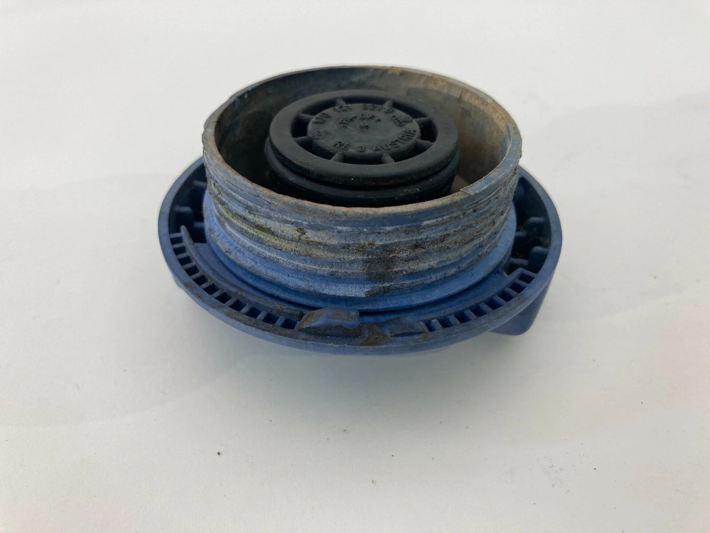 2001 01 AUDI A6 EXPANSION TANK CAP COOLANT RESERVOIR RECOVERY OVERFLOW RADIATOR